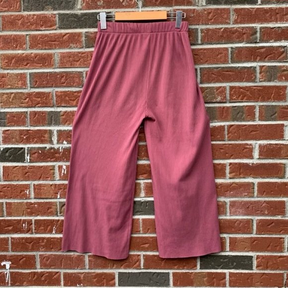 [SOLD] Simons Dusty Pink Ribbed Jersey Wide Leg Cropped Lounge Pants - Picture 5 of 5